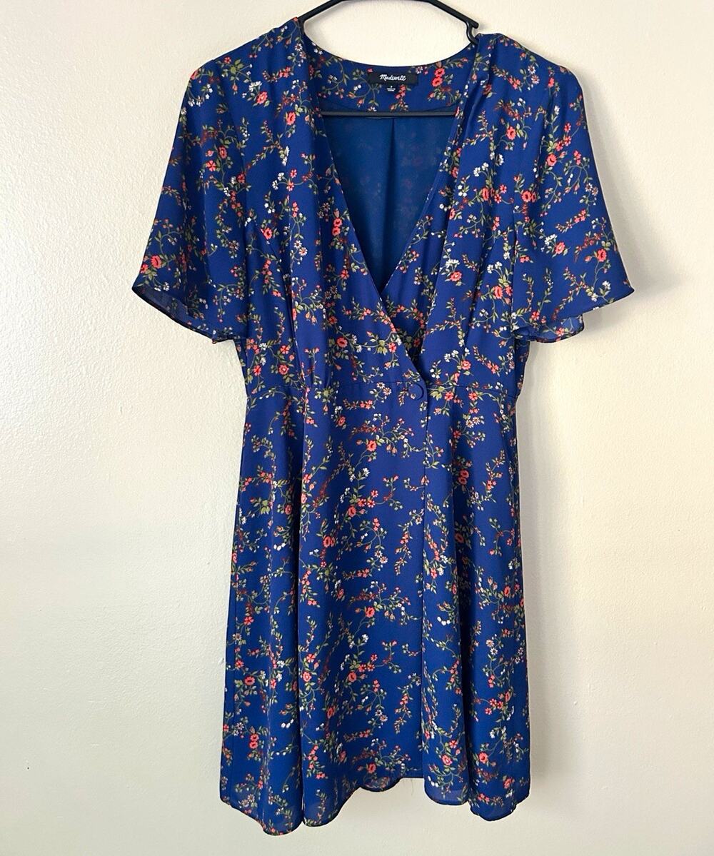Madewell Amaranth Wrap Dress Size 2 Blue Floral Short Flutter Sleeve Mini V-Neck